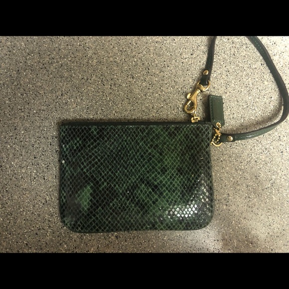 🔥 Green “snakeskin” Coach wristlet - Picture 2 of 3